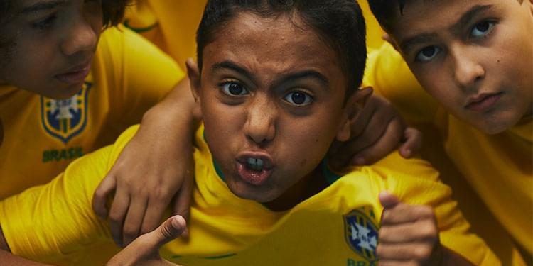 vai-na-brasileiragem-carousel-criancas-750x375